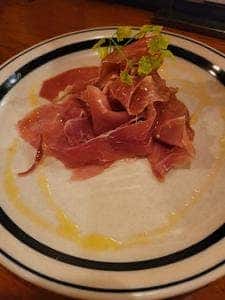 オステリア サンゾク
