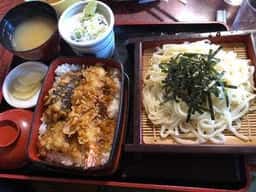 げた家