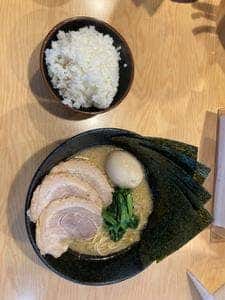横浜家系ラーメン 一蓮家 八戸ノ里店