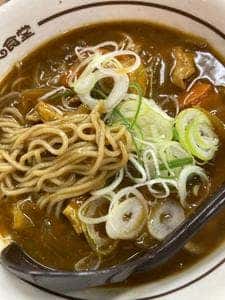 山田うどん 箱田店