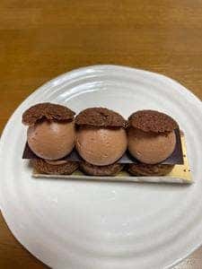 green bean to bar chocolate 福岡店
