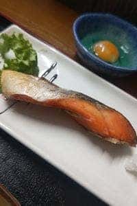 梅の家食堂