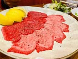 焼肉 KAZUMARU 久安店