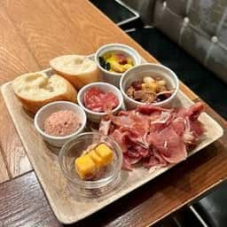 トラットリア コダマ