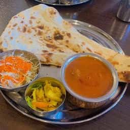 インドカレー デヴィ DEVI