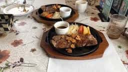 霜降牛ステーキ 千