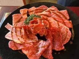 焼肉ホルモン一升びん 久居インターガーデン店