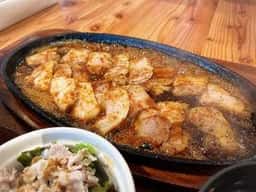 ひこま豚食堂・精肉店 Boo deli
