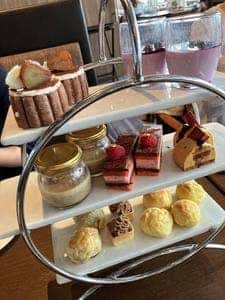 CLOUDS ヒルトン福岡シーホーク