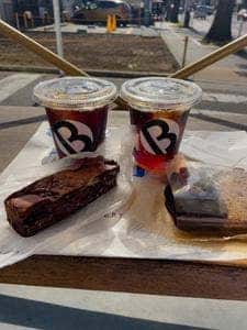 アンダーブラフコーヒー