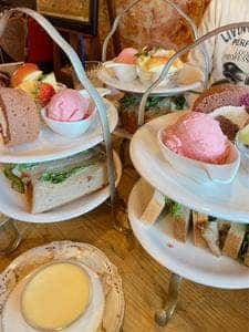 カフェ lapin agile
