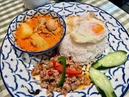 ティーヌン 銀座ファイブ店