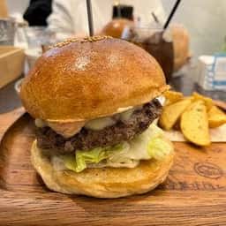 友安製作所とハンバーガー