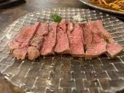 伊酒屋ワインバルGimo