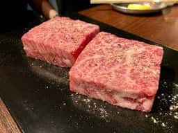 カウンター焼肉 ふかみ
