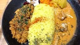 バルと、デリと、スパイスカレー アシタモイイヒ