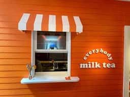 everybody milk tea