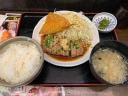 紅とん 国際フォーラム前店