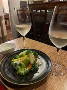 NANA-VIN
