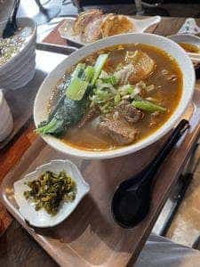 手作り餃子の劉さん