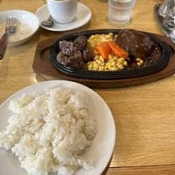 カマルのステーキ