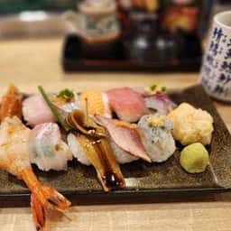寿司 じじや サクラマチクマモト店