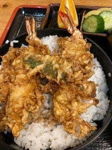 三勝そば店