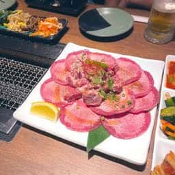 焼肉 おもに