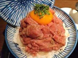 間借り 元祖レア牛丼 頂