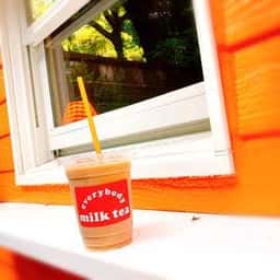 everybody milk tea