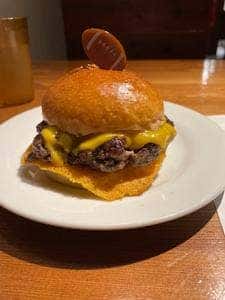 ゴリゴリバーガータップルーム