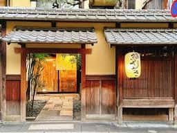 鮨やまざき