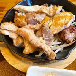 鶏焼肉東京 本店