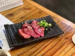炭火ホルモン焼き まるかん