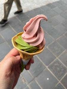 酒殿屋