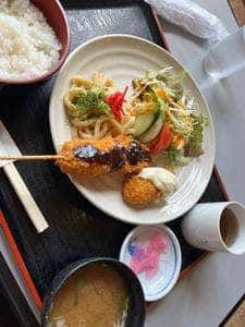 エイト