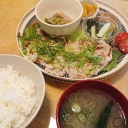 喫茶ウズラ
