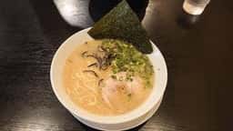 博多豚骨ラーメン よかいち
