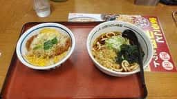 山田うどん 本店
