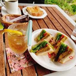 カフェ ジャルダン