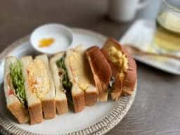 べーかりーかふぇ 伊勢屋