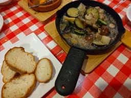 スペインバル チコ 鶴見西口
