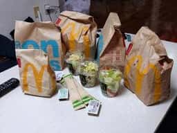 マクドナルド 敦賀アクロスプラザ店