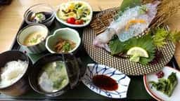 御食事処 きはち 喜八荘