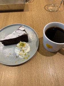 カフェルクス 浜線店