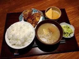 につまるくん