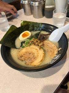 博多拉麺せぶん