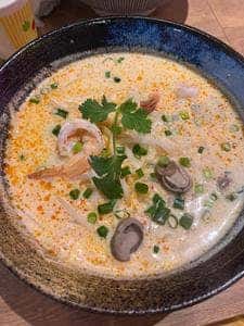 タイ屋台料理&ヌードル オシャ