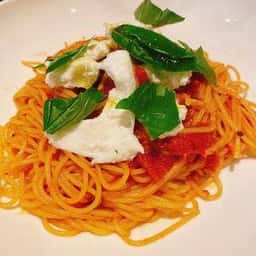 PASTA AND BAR DARK HORSE