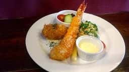 喫茶 赤いサニー